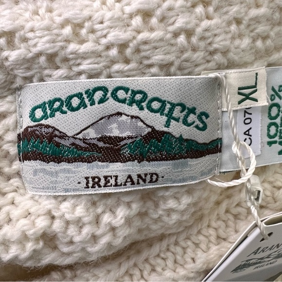 Aran Crafts 100% Merino Wool Natural Puffy Sleeve Sweater Size XL NWT - Picture 6 of 9